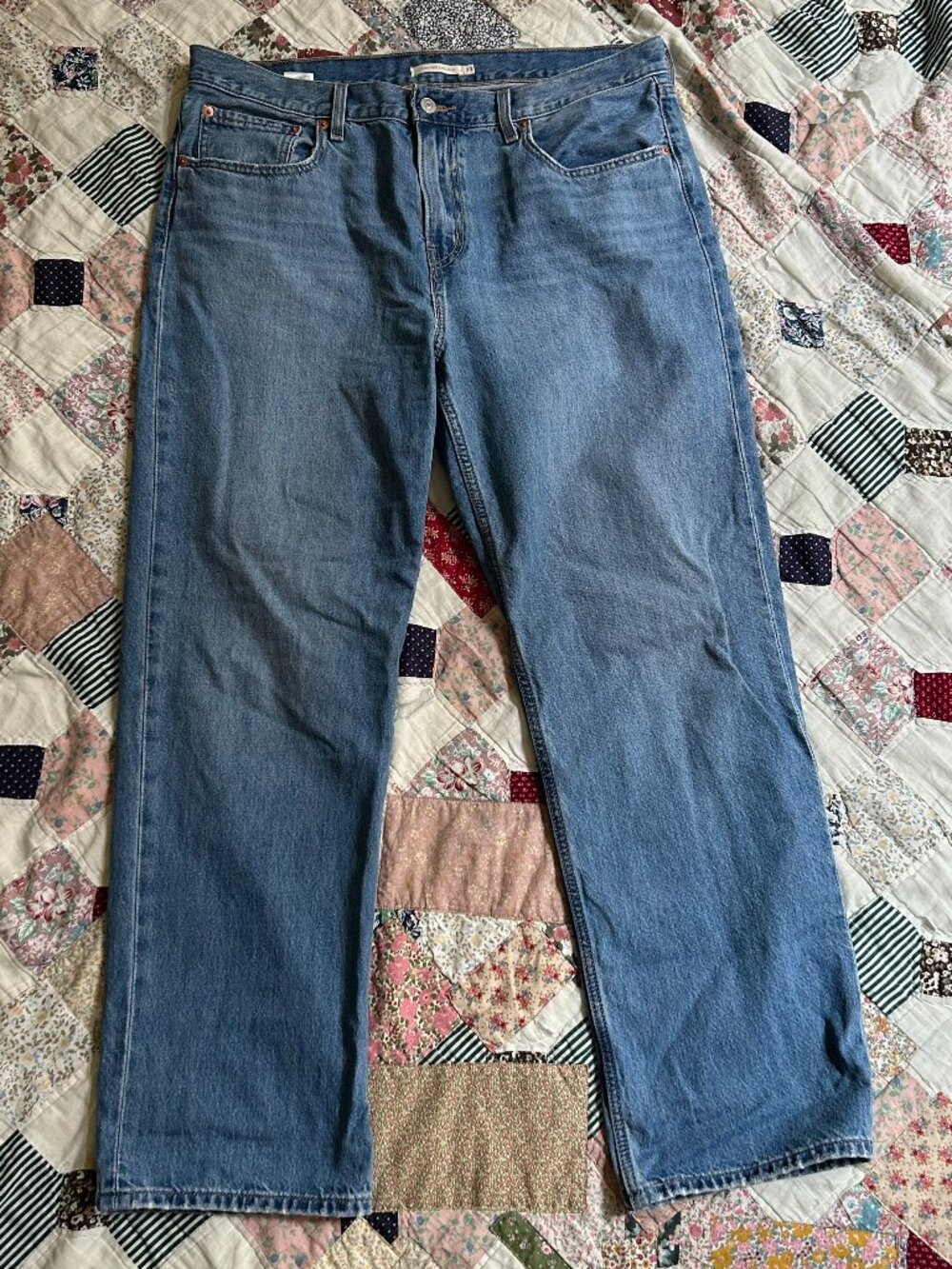 Levis Low Pro Straight Jeans